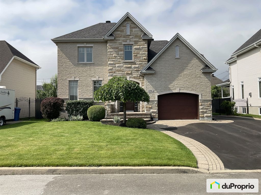 $900,000 - 2 Storey for sale in Repentigny (Repentigny) — photo 1
