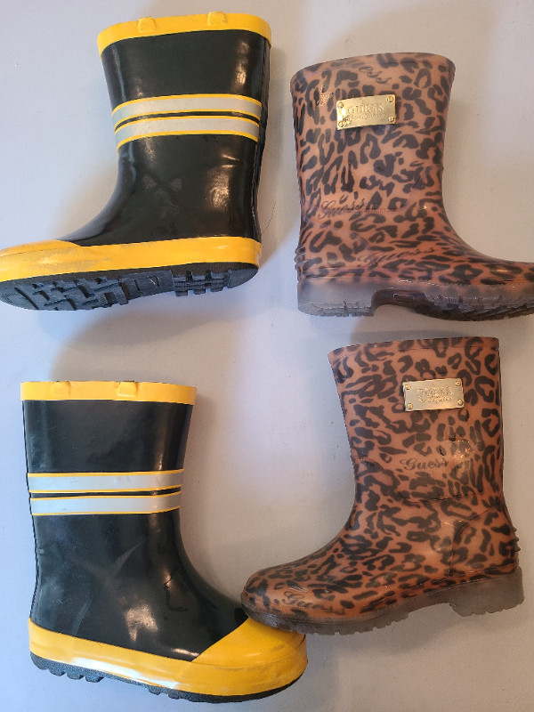 Guess Girl rain boots Size 12 in Clothing - 4T in Calgary
