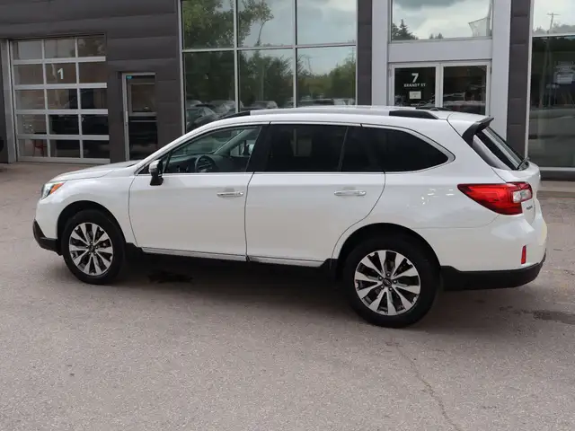 2017 Subaru OUTBACK Premier Tech Pkg5769465913842278427