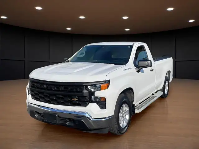 2023 Chevrolet Silverado 1500 Work Truck -Low Kilometers-Grea...