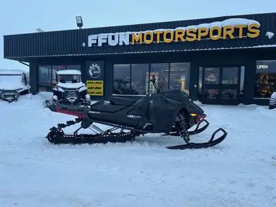 NEW TRADE IN! THIS MACHINE IS THE PERFECT MIX OF MOUNTAIN, AND DITCH BANGING! BE READY TO DOMINATE Y...