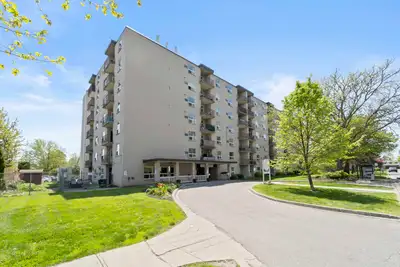 Building Description $1000 OFF FIRST MONTHS RENT FOR MILITARY & EMERGENCY RESPONDERS* *Conditions ap...
