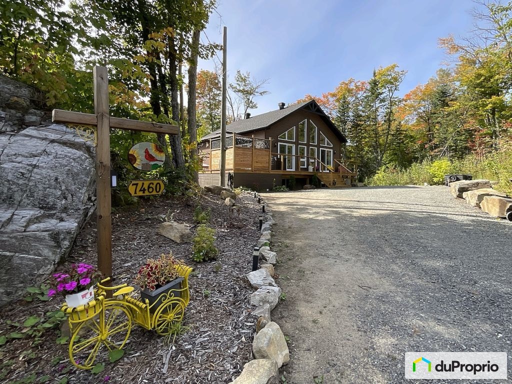 $599,000 - Bungalow for sale in Chertsey — photo 1