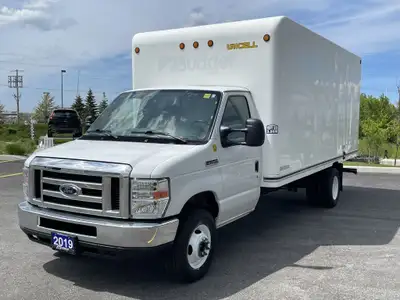 A heavy-duty E-450 cutaway built to be upfitted and put to work reliable V10 power with serious comm...
