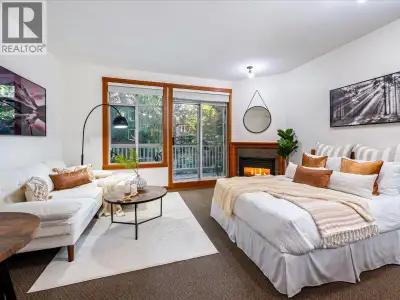 Welcome to Granite Court, perfectly located in Whistler Village North. This spacious ground-floor st...