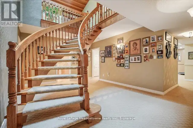 5590 STEELES AVENUE W Milton, Ontario in Houses for Sale in Oakville / Halton Region - Image 31