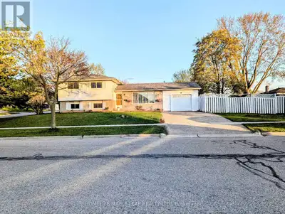 Great Start Home, very Well maintained, excellent location, Close to Highways, Stores, Hospital with...