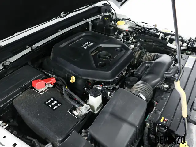 2023 Jeep Wrangler Sahara 4 portes 4x4 Sahara Unlimited 2.0L 4cy in Cars & Trucks in Laval / North Shore - Image 17