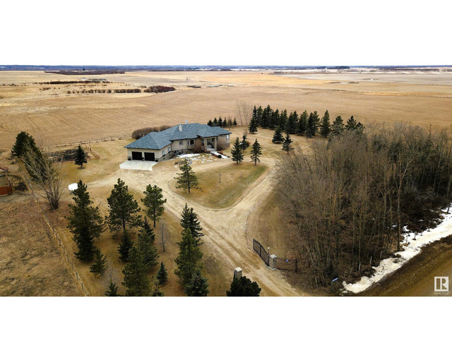 26411 TWP RD 540 Rural Sturgeon County, Alberta in Houses for Sale in St. Albert