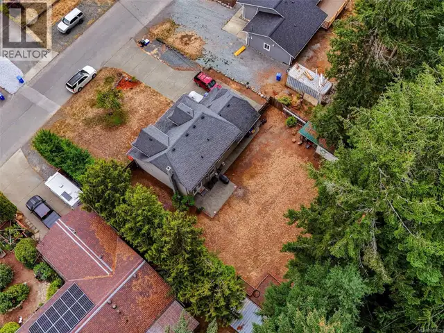 2369 Robertson St Shawnigan Lake, British Columbia in Houses for Sale in Victoria - Image 28