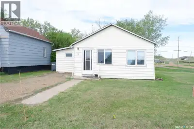 Located in the Town of Willow Bunch. Have a look at this nice home on a very large lot! The home fea...