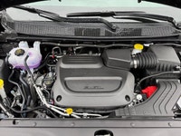 This 2026 CHRYSLER PACIFICA SELECT has the following options Caprice Leatherette Bucket Seats, Remot... (image 7)
