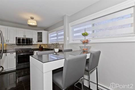 Homes for Sale in Meadowvale, Mississauga, Ontario $799,000 in Houses for Sale in Mississauga / Peel Region - Image 4