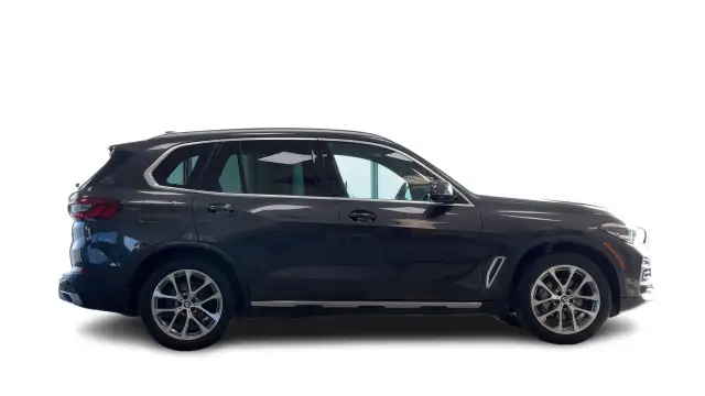 2022 BMW X5 xDrive40i Fresh Trade in Cars & Trucks in Regina - Image 18