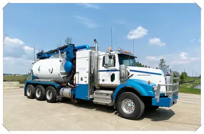 2012 Western Star 4900SA Tridrive Non-Coded Hydrovac Truck Year: 2012 Make: Western Star Model: 4900...