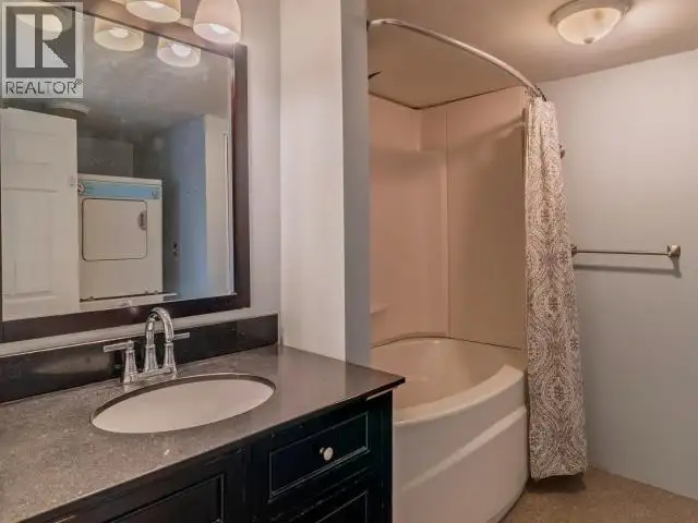 304 BELLANCA AVENUE Yellowknife, Northwest Territories in Condos for Sale in Yellowknife - Image 10