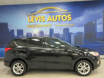 FORD ESCAPE 2019 SE AWD ECOBOOST TOUT ÉQUIPÉ / INTÉRIEUR EN TISSU CHAUFFANT / CAMÉRA DE RECUL / BLUE...