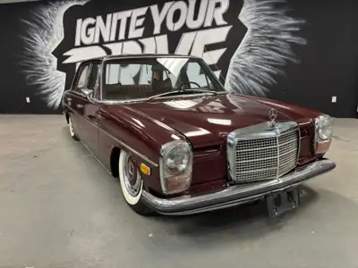 Mercedes-Benz 200D belongs to the legendary W115 Stroke-8in. series, known for its exceptional durab...