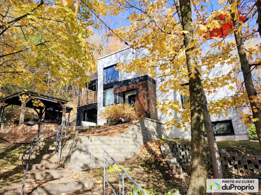 $700,000 - 2 Storey for sale in St-Augustin-De-Desmaures — photo 2