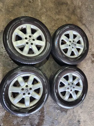 RIMS 17" Alloy Wheels With Tire Pressure Sensors (TPMS) TIRES 225 65 17 Pirelli Cinturato DOT 0820 T...