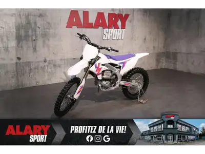 Welcome to Alary Sport Ontario Yamaha Yamaha YZ450F 2024 Ce MOTOCROSS YAMAHA YZ450F 2024 est disponi...