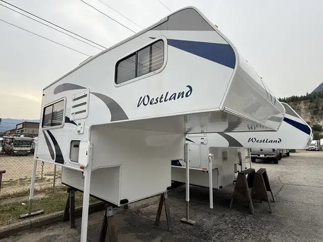 2023 Westland RV 7.6 D in RVs & Motorhomes in Nelson - Image 3