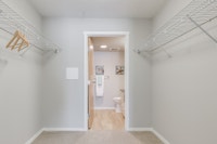 Broadstreet's Valley Views offers 1, 2, and 3 bedroom pet friendly apartments for rent with pictures... (image 7)