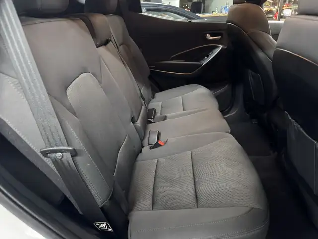 2017 Hyundai Santa Fe Sport AWD 4dr 2.4L Premium in Cars & Trucks in Longueuil / South Shore - Image 13