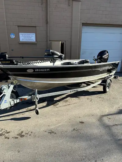 Great Condition, 2017 Lund, 1600 Rebel Tiller, Mercury 40hp four stroke EFi, Shorelandr Galvanized T...