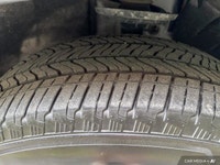 Command the road with this 2021 Chevrolet Traverse LS. Boasting a powerful 3.6L V6 engine delivering... (image 9)