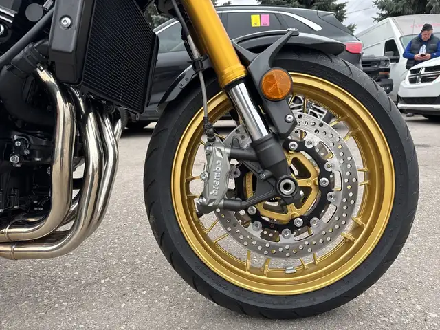 2025 Kawasaki Z900RS SE ~ Z900RS ~ SE EDITION ~ OHLINS ~ ONLY 91 in Street, Cruisers & Choppers in City of Toronto - Image 10
