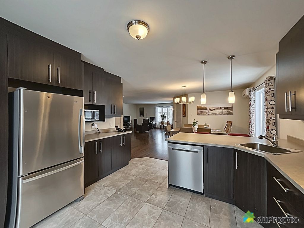103e Avenue — photo 2
