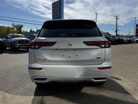 *About This Used Mitsubishi Outlander for sale in Alberta* This Mitsubishi Outlander delivers a Regu... (image 4)