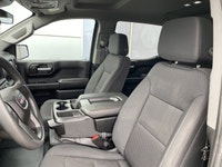 ONE OWNER, DEALER MAINTAINED, 7 Color Screen, Apple Carplay/Android Auto, Trailering Equipment, Heat... (image 8)