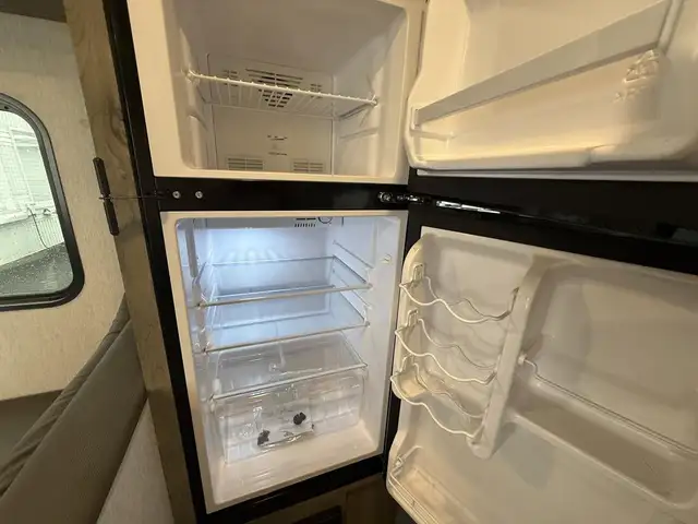 2026 Sunset Park RV Sunlite Limited 19RB in Travel Trailers & Campers in Longueuil / South Shore - Image 12