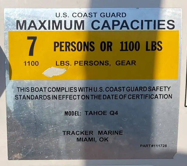 2007 Tahoe Q4, Mercruiser 4.3L and Trailer in Powerboats & Motorboats in Oshawa / Durham Region - Image 12