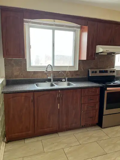 House For Rent 3 Bedrooms 1 Washroom 1 Family Room Laundry 2 Parking Backyard