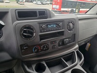 Perfect Auto . Engine: 8 Cylinder Engine 7.3L Safety Equipment Electronic Stability Control (ESC) AB... (image 6)