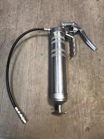 Fusil à graisser, View more