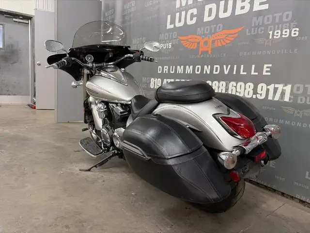 2012 Yamaha V-Star 950 Tourer in Street, Cruisers & Choppers in Drummondville - Image 10