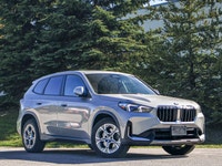 Panoramic Sunroof - All-Wheel Drive for superior traction - Navigation System for seamless journeys... (image 1)