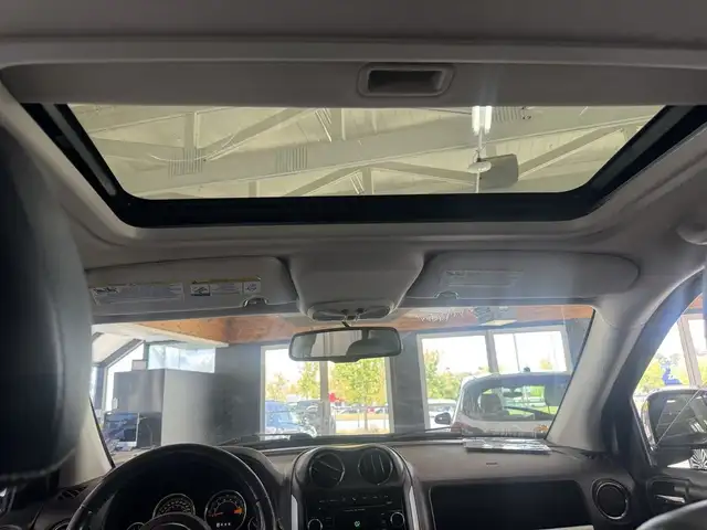 2016 Jeep Compass 4WD 4dr High Altitude in Cars & Trucks in Longueuil / South Shore - Image 17