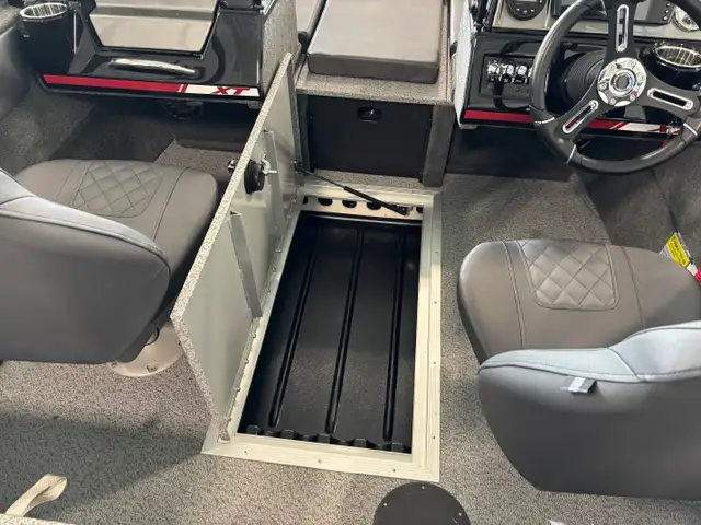 2026 Legend 17 XT Sport Package in Powerboats & Motorboats in Sudbury - Image 16