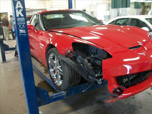 AUTO BODY WORK & PAINTING in Auto Body Parts in Calgary - Image 2