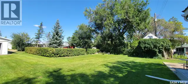 33 Main STREET Willow Bunch Rm No. 42, Saskatchewan in Houses for Sale in Moose Jaw - Image 33
