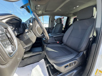 This vehicle is equipped with: 6.6L 8 Cylinder Gas Engine 4Wheel Drive Long Box Heated Steering Whee... (image 8)