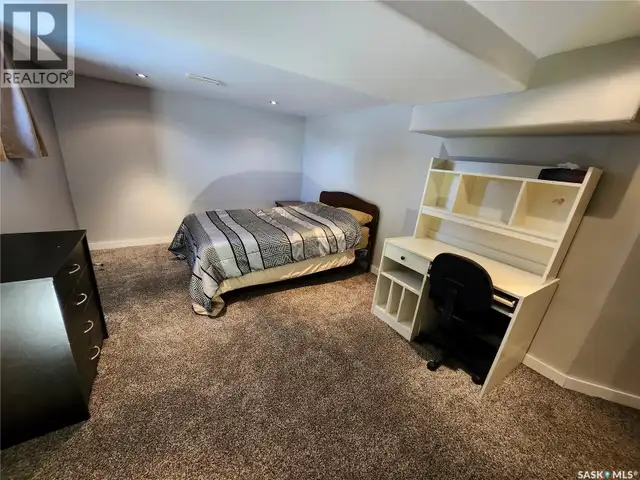 7 Park STREET Yarbo, Saskatchewan in Houses for Sale in Regina - Image 21
