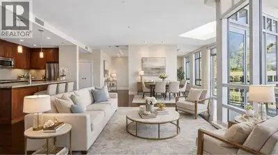 Penthouse unit for individuals aged 55+ The Watermark is a rare rental opportunity with one level li...