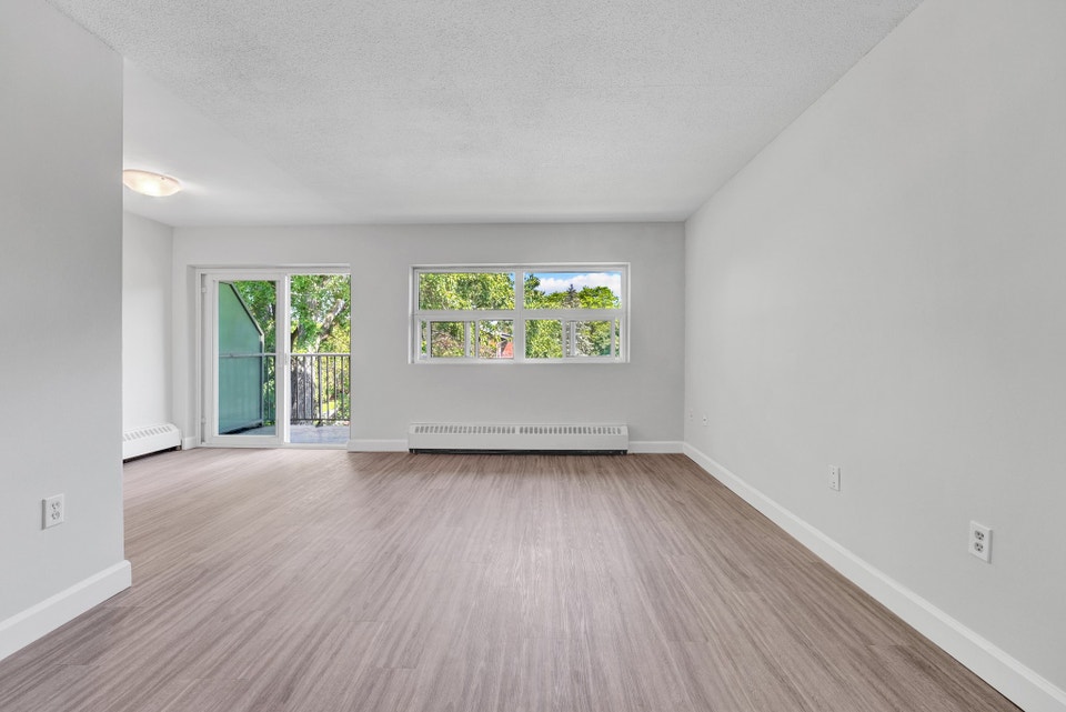 Huron Gardens Apartments - 2 Bedroom Apartment for Rent - London 2