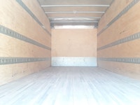 Ryder Stock ID: 269219 Transmission Type/Speed: AUTO 6 Engine: DIESEL J05E-TP '17 210/2500 Horse Pow... (image 9)